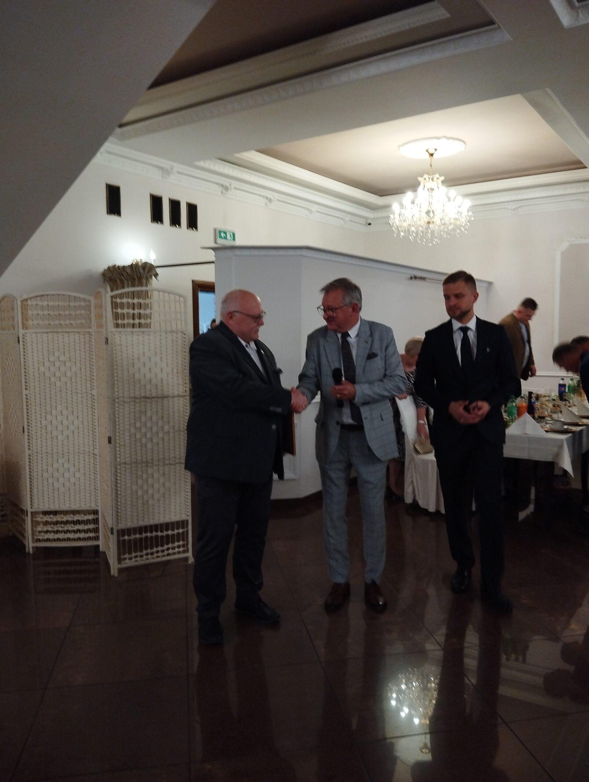 Uroczysta kolacja z okazji Dnia Edukacji Narodowej.